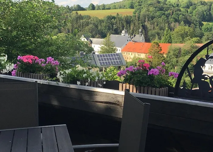 Schlossblick Lauenstein photo