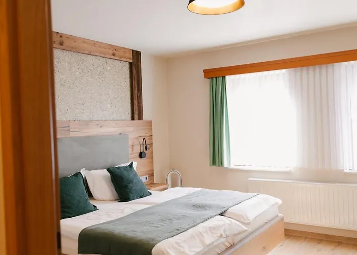 Zur Margarethenmuehle - Landgasthof Und Waldhotel Rosswein 사진