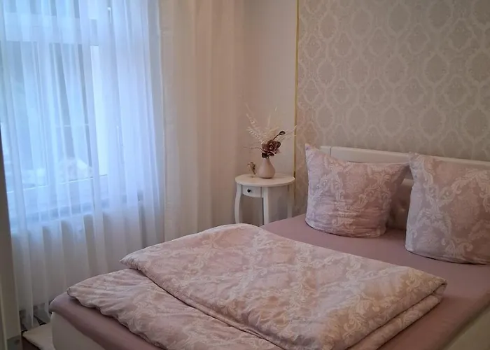 Neu renovierte Ferienwohnung in Oelsnitz  Foto